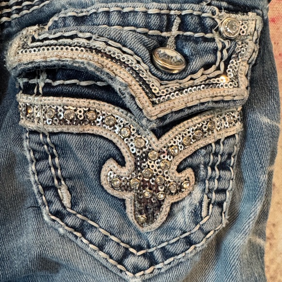 Rock Revival Low Rise Boot Cut Blinged Jeans Y2K - Picture 4 of 11